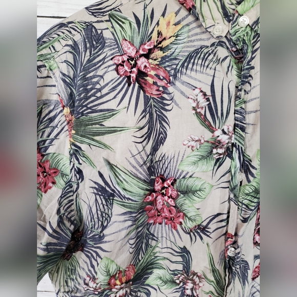 Vintage H&M Hawaiian button down shirt - Picture 2 of 4